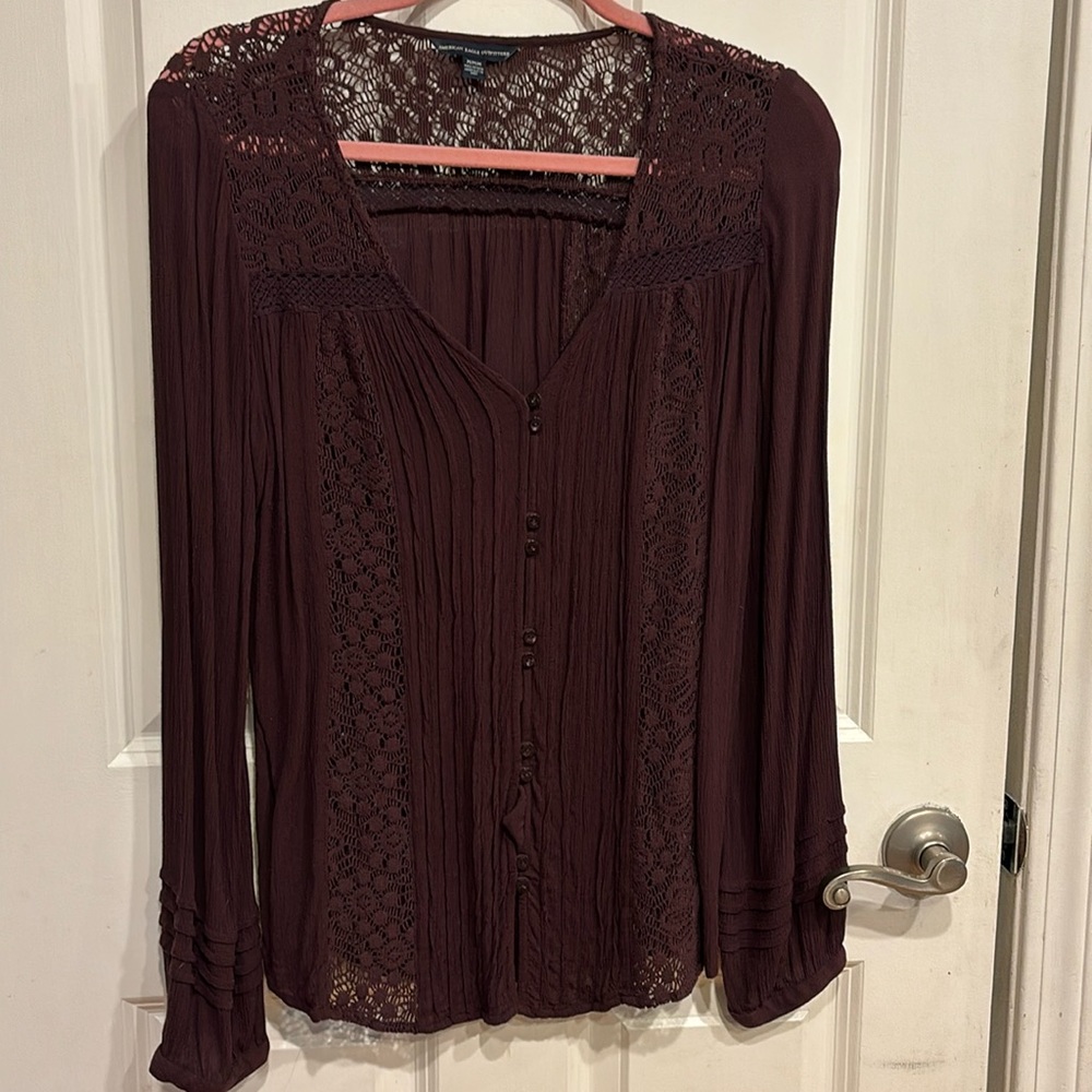 American Eagle outfitters woman lace burgundy top in size medium